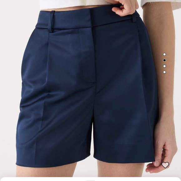 NWT: Pleated Suit Short in Tailored Satin - Picture 3 of 4